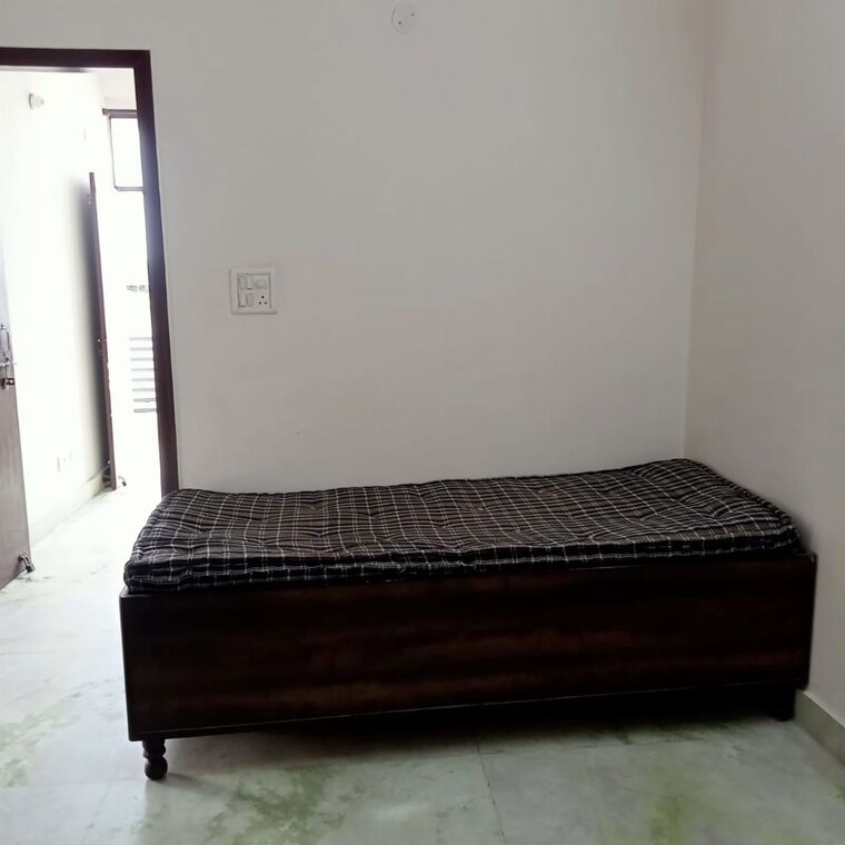 Bedroom, adchini 3 Bedroom 900 Sq.Ft. Apartment In Adchini Delhi 10015136