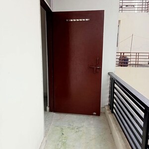 Furnished Amenities in 3 BHK Apartment at Adchini – for Rent