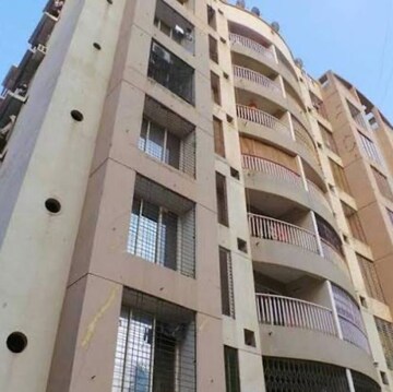 2 BHK Apartment – Exterior View View at Andheri West - for Rent