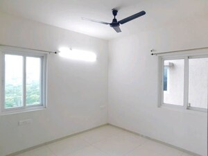 Room in 3 BHK Apartment at Rajapushpa Provincia, Narsingi – for Rent
