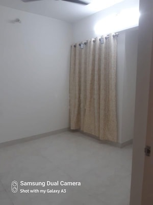 Room in 1 BHK Apartment at Ajmera Greenfinity, Wadala East – for Rent