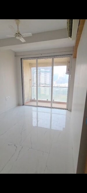 2 BHK Apartment For Rent in Hatdia Ison Height, Lower Parel