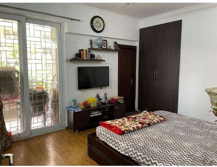 Bedroom, tulip-violet 3 Bedroom 1608 Sq.Ft. Apartment In Sector 69 Gurgaon 10015293