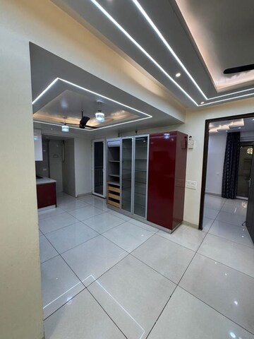 Building Lobby in 4 BHK Apartment at Pir Machalla – for Rent