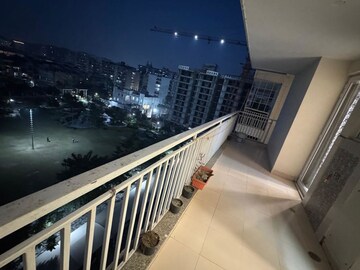 Balcony in 4 BHK Apartment at Pir Machalla – for Rent