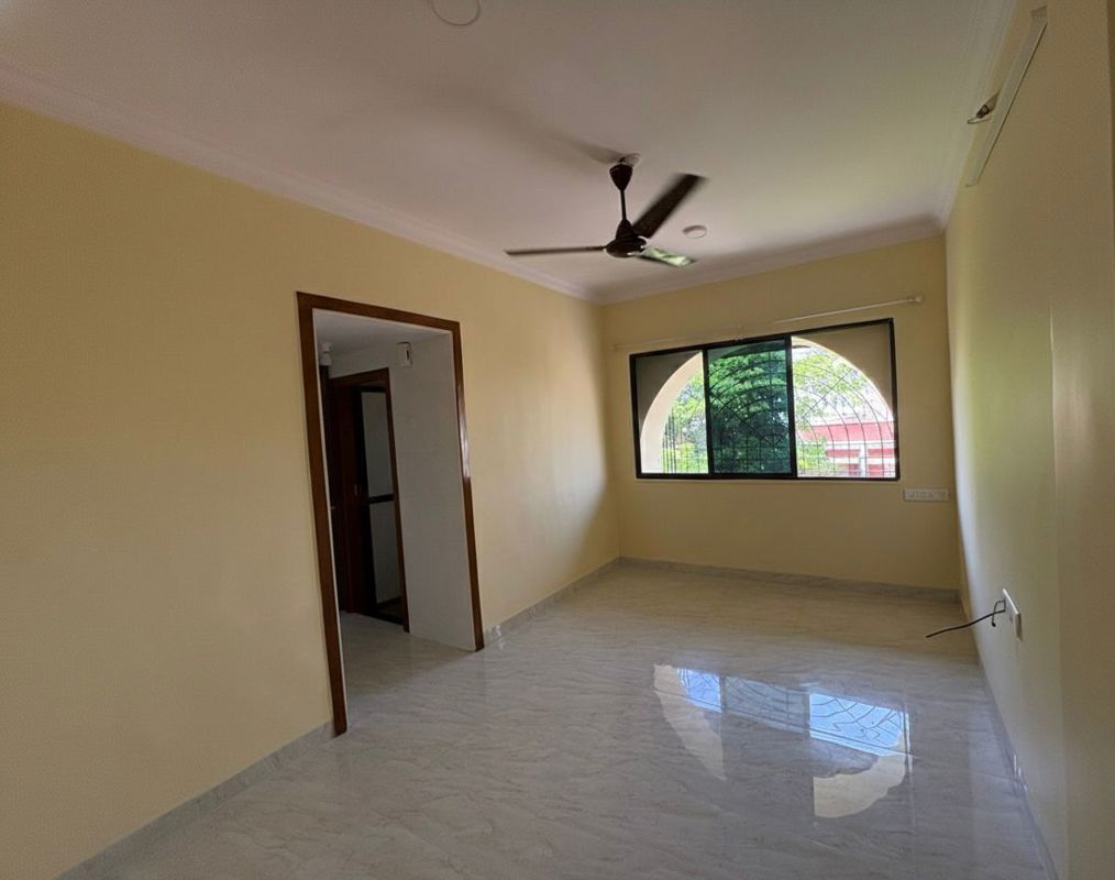 1 BHK + Study Room Apartment For Rent in Parel