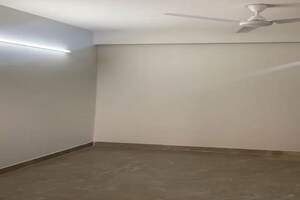 2 BHK Apartment For Sale in Signature Global City 81, Sector 81