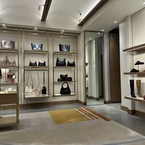  Showroom For Rent in Saraswati Vihar