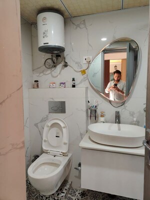 Bathroom in 3.5 BHK Apartment at Gaur City 2 - 11th Avenue, Sector 16c Greater Noida – for Rent