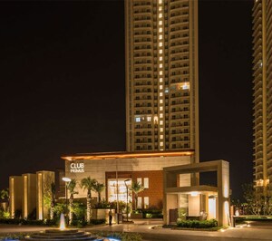 4 BHK Apartment For Sale in DLF The Primus, Sector 82a