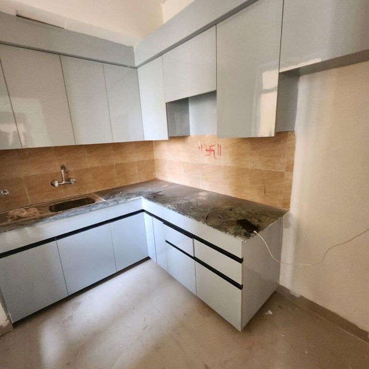 Kitchen, jaypee-greens-kosmos 2 Bedroom 949 Sq.Ft. Apartment In Sector 134 Noida 10017972