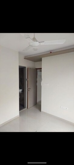 1 BHK Apartment For Rent in Gurukrupa Param