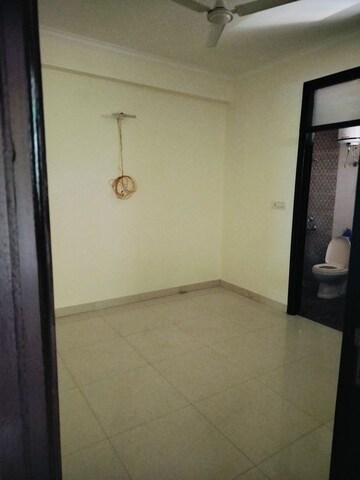 Room in 3 BHK Apartment at Mehrauli – for Rent
