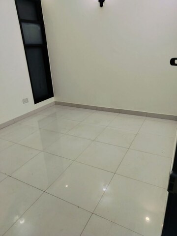 Room in 3 BHK Apartment at Mehrauli – for Rent