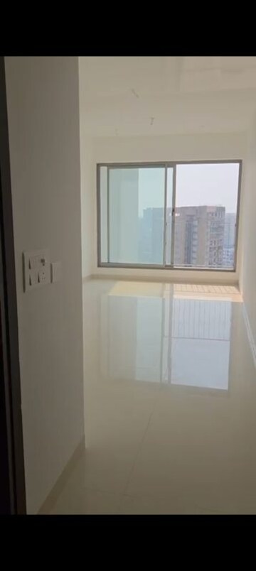 2 BHK Apartment For Rent in Sunteck City Avenue 4, Goregaon West