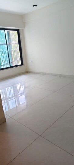 2 BHK Apartment For Sale in Malad West
