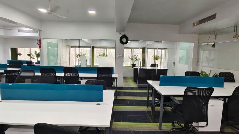 Team Area, andheri east Commercial Office Space 3000 Sq.Ft. In Andheri East Mumbai 10018098