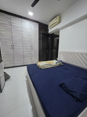 Room in 2 BHK Apartment at Majiwada – for Rent