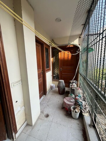 Balcony in 3 BHK Builder Floor at Ansal Sushant Lok I, Sector 43 – for Rent