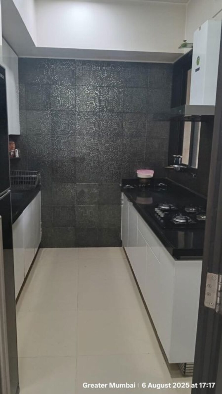 Kitchen, lodha-the-park-side 3 Bedroom 1111 Sq.Ft. Apartment In Worli Mumbai 10018276
