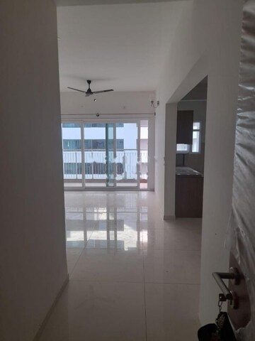 Room in 3 BHK Apartment at L&T Raintree Boulevard, Hebbal – for Rent