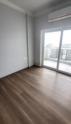 3 BHK Apartment For Rent in Central Park Flower Valley, Sohna Sector 33