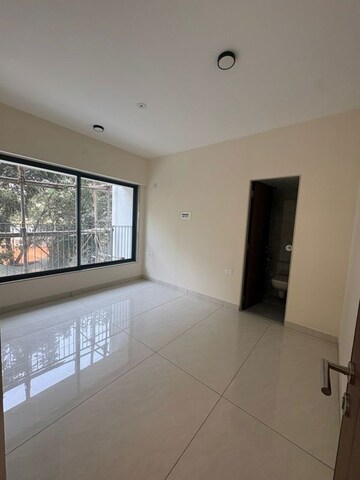 Room in 2 BHK Apartment at Malad West – for Sale