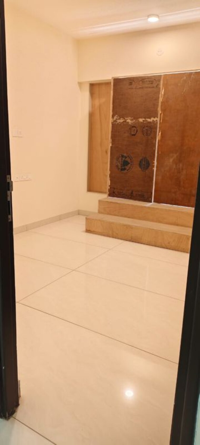 Room, malad west 2 Bedroom 660 Sq.Ft. Apartment In Malad West Mumbai 10018394