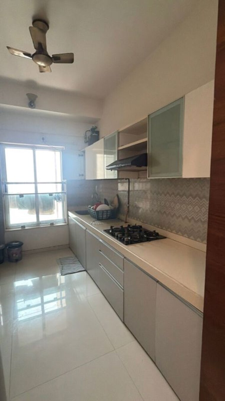 Kitchen, romell-aether 3 Bedroom 980 Sq.Ft. Apartment In Goregaon East Mumbai 10018405