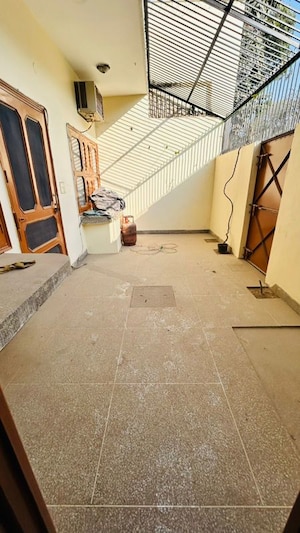 Balcony in 2 BHK Builder Floor at Sector 23a – for Rent