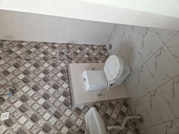 Bathroom in 3 BHK Builder Floor at BPTP Eden Estate, Sector 81 – for Rent