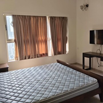 Bedroom in 4 BHK Apartment at L&T Emerald Isle, Budhia Jadhav Wadi – for Rent