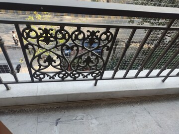 Balcony in 4 BHK Builder Floor at Navjeevan Vihar – for Rent