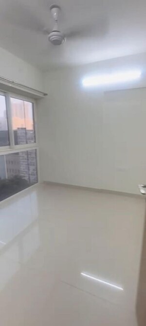 Room in 2 BHK Apartment at SD Siennaa Wing D, Kandivali East – for Rent