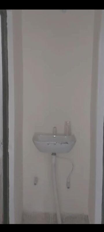 Bathroom in 1 BHK Independent House at Mu 2 Greater Noida – for Rent