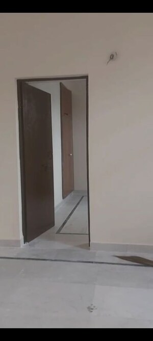 1 BHK Independent House For Rent in Mu 2 Greater Noida