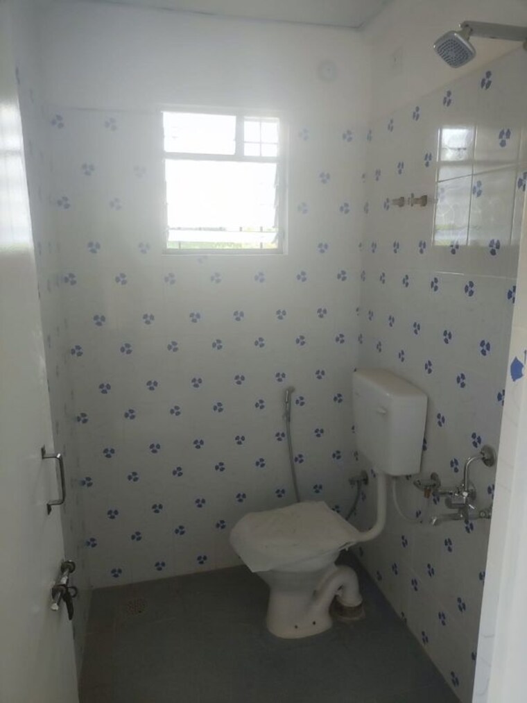 Bathroom, sarjapur 3 Bedroom 1540 Sq.Ft. Apartment In Sarjapur Bangalore 10018585
