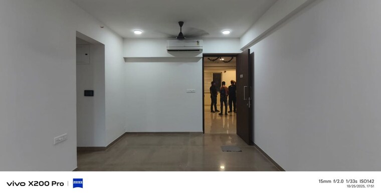 Room, one-indiabulls-thane 2 Bedroom 806 Sq.Ft. Apartment In Pokhran Road No Two Thane 10018601