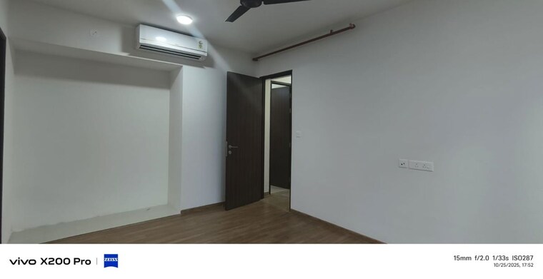 Room, one-indiabulls-thane 2 Bedroom 806 Sq.Ft. Apartment In Pokhran Road No Two Thane 10018601