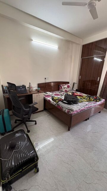 Living Room in 2 BHK Builder Floor at Sector 40 – for Rent