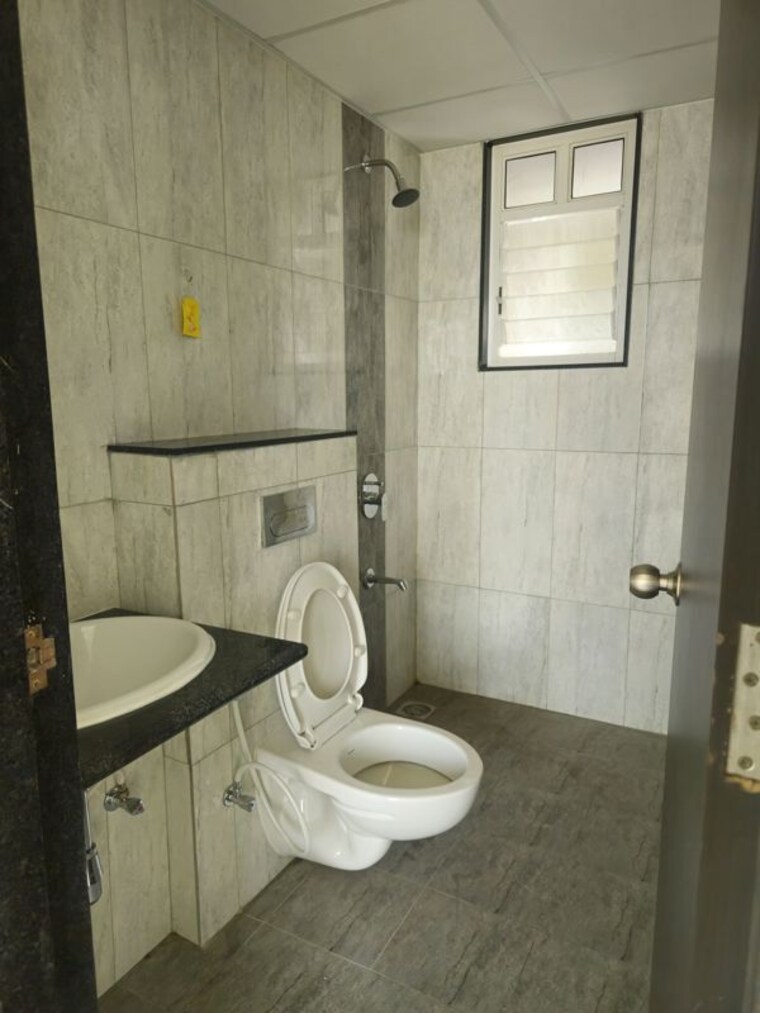 Bathroom, punawale 2 Bedroom 750 Sq.Ft. Apartment In Punawale Pune 10018636