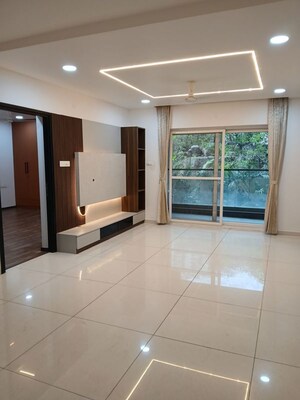 Room in 3 BHK Apartment at Rajapushpa Eterna, Nanakramguda – for Rent