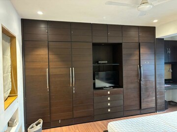 Bathroom in 2.5 BHK Apartment at Basant Apartment Cuffe Parade, Cuffe Parade – for Rent