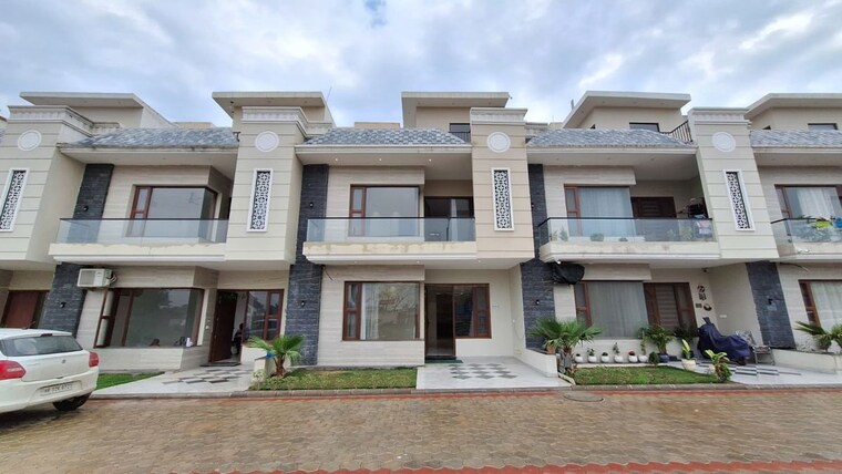 Exterior View, aerocity 3 Bedroom 125 Sq.Yd. Villa In Aerocity Mohali 10018695