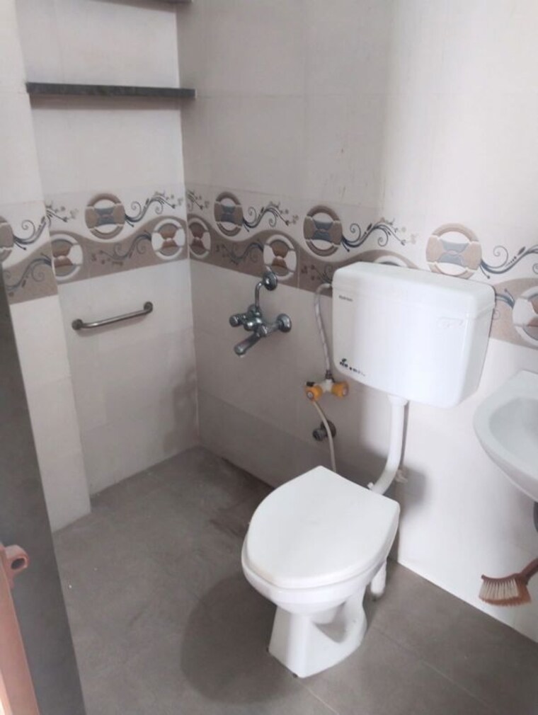 Bathroom, vejalpur 2 Bedroom 1000 Sq.Ft. Apartment In Vejalpur Ahmedabad 10018712