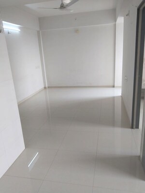 Furnished Amenities in 2 BHK Apartment at Vejalpur – for Rent