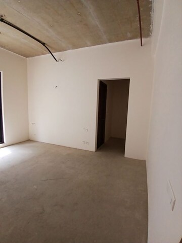 Room in 4 BHK Apartment at Myscape Otomo, Financial District – for Sale