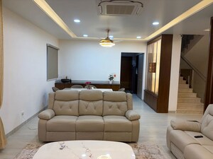 Bedroom in 4 BHK Villa at Kompally – for Rent