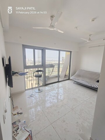 Room in 1 BHK Apartment at Amanora Adreno Towers, Hadapsar – for Sale