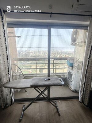 Master Bedroom in 1 BHK Apartment at Amanora Adreno Towers, Hadapsar – for Sale